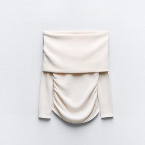 Off the shoulder soft Zara sweater in ecru cream